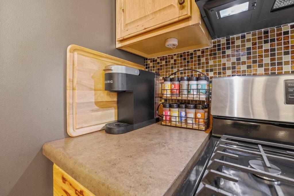 Charming Victorian Home - 2 Minutes To Downtown Lancaster Exterior foto